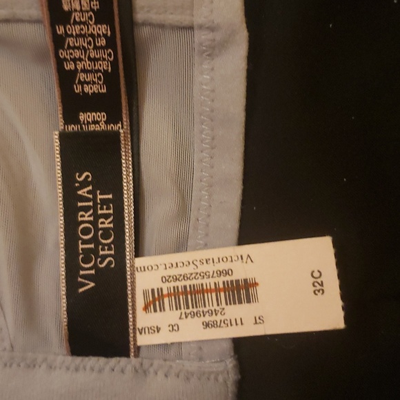 Victoria Secret New Bra - Picture 2 of 4